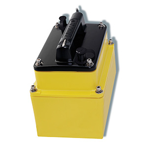 Airmar M260 - In-hull Mount Transducer with Depth (8-pin)